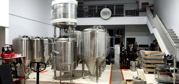自釀啤酒設（shè）備（bèi）整套